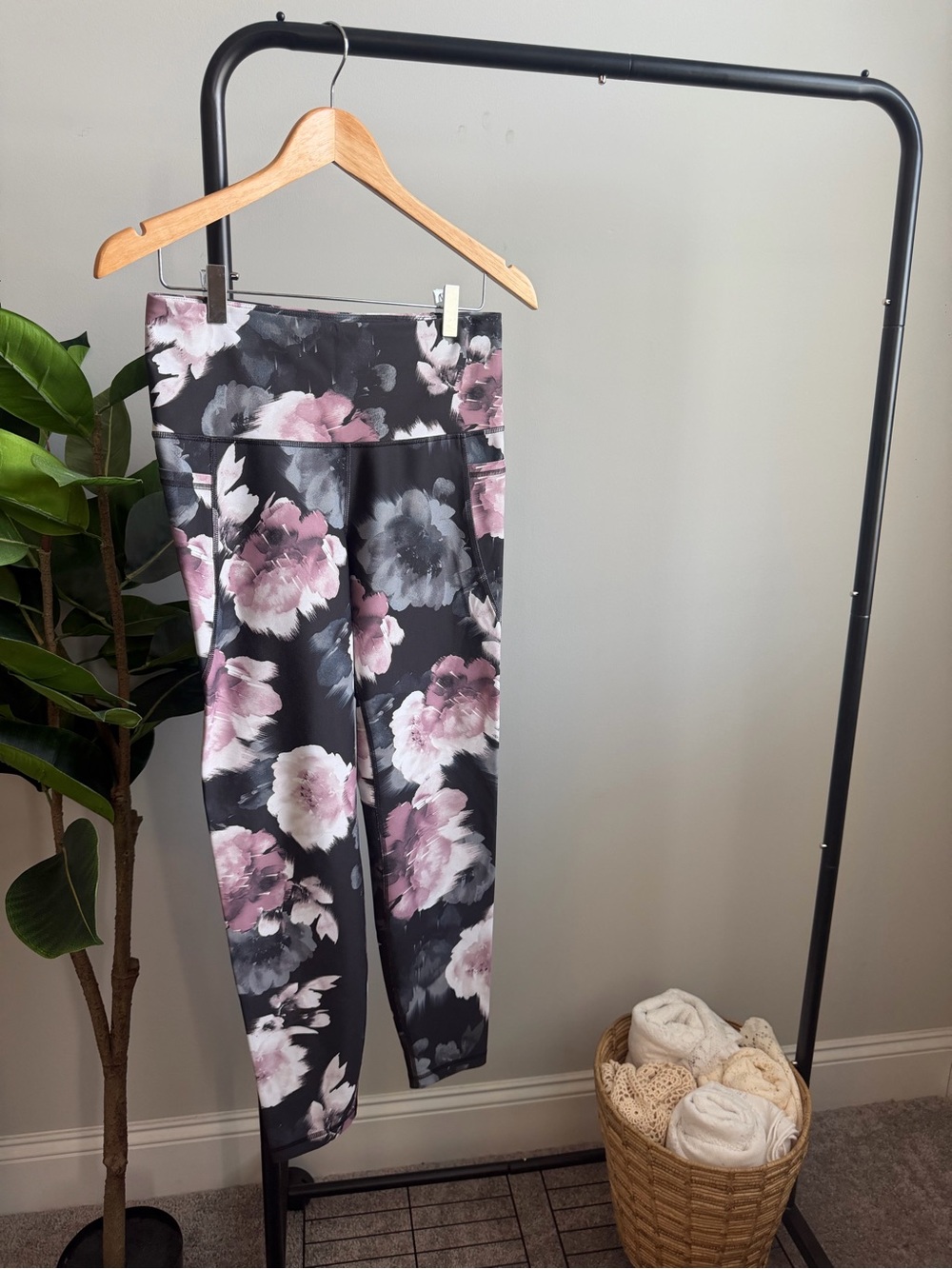 Old Navy Black Leggings with Pink and Gray Floral Print